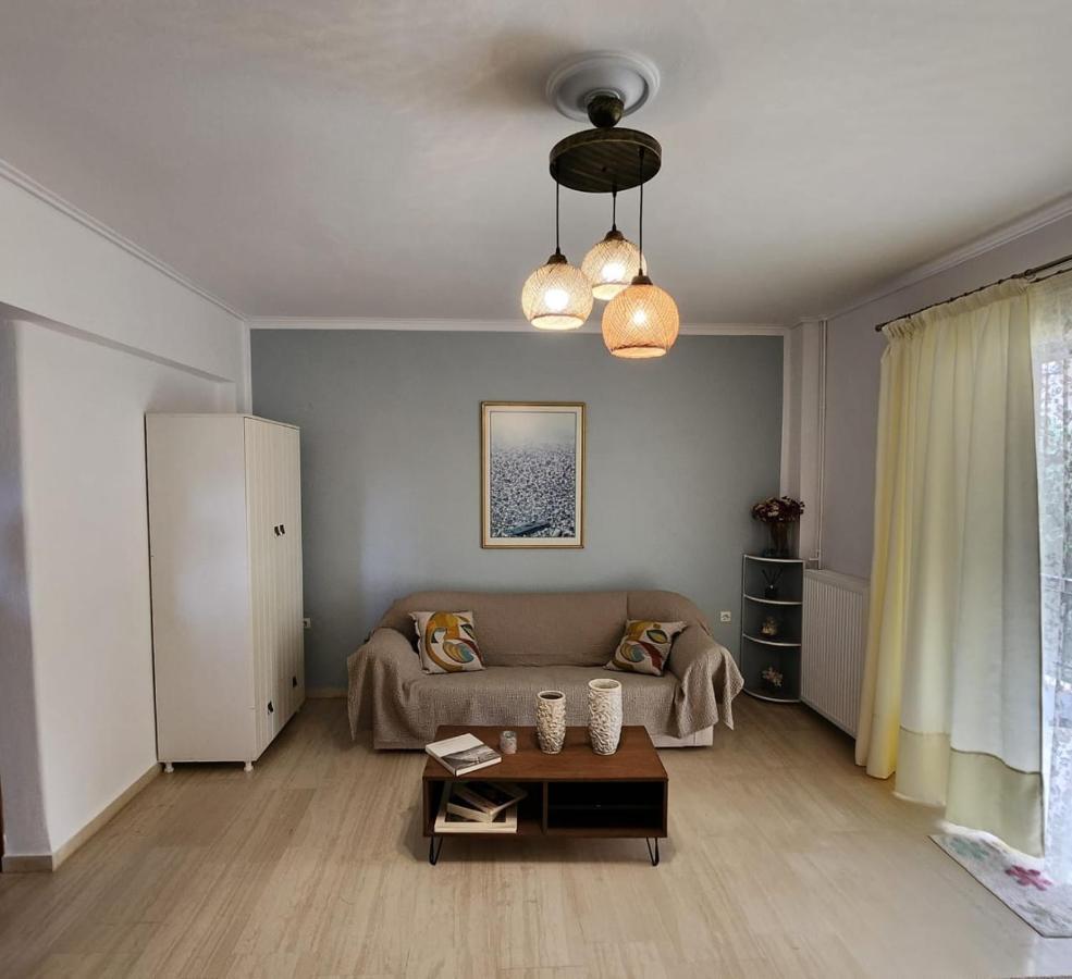 Queen Aspri Apartment 3' Min To The Beach! Antikyra Exterior foto