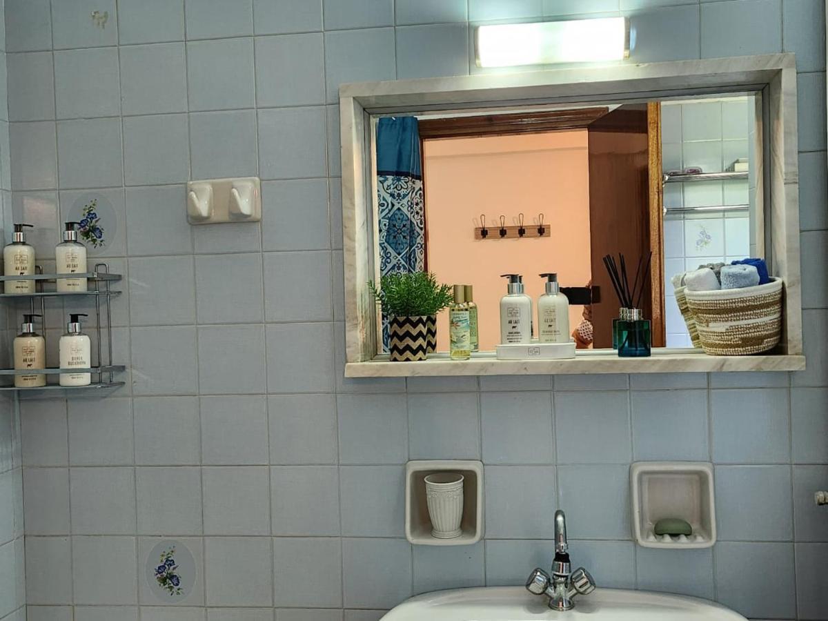 Queen Aspri Apartment 3' Min To The Beach! Antikyra Exterior foto